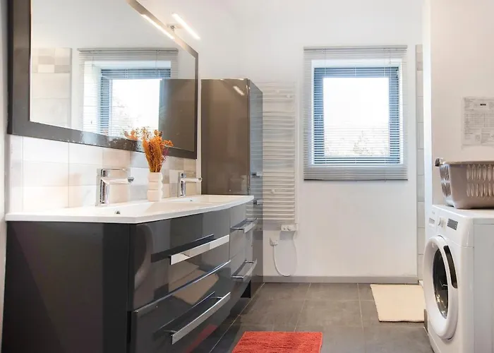 Suprana - Piscine Privee & Nature, 10 Pers