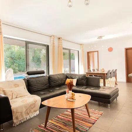 Suprana - Piscine Privee & Nature, 10 Pers * Zonza