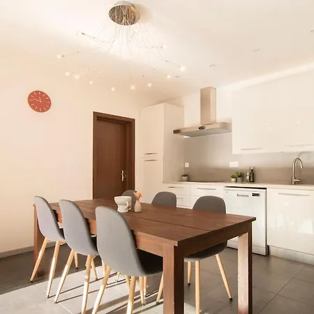 Suprana - Piscine Privee & Nature, 10 Pers Hébergement de vacances Zonza