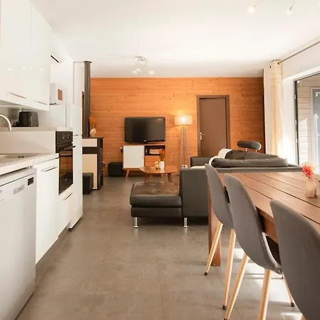 Suprana - Piscine Privee & Nature, 10 Pers *