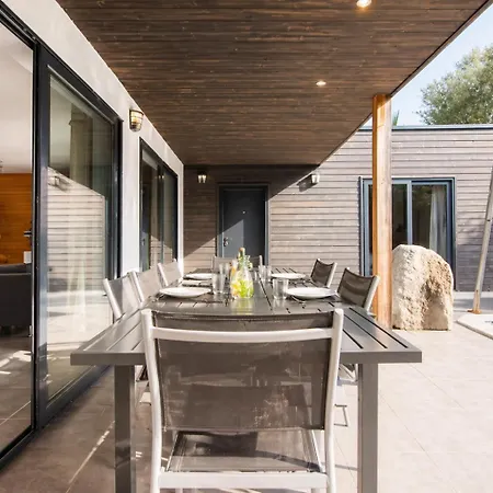 Suprana - Piscine Privee & Nature, 10 Pers *