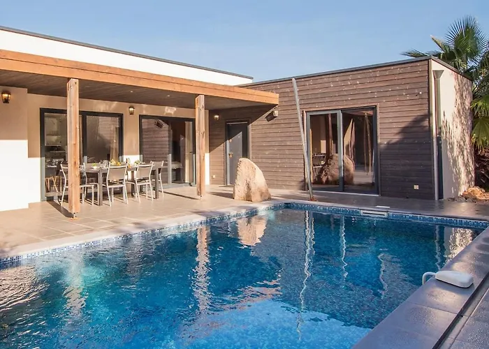 Suprana - Piscine Privee & Nature, 10 Pers